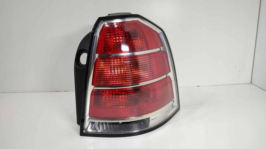 фото №1, Лампа задня права zafira b -08 13252448