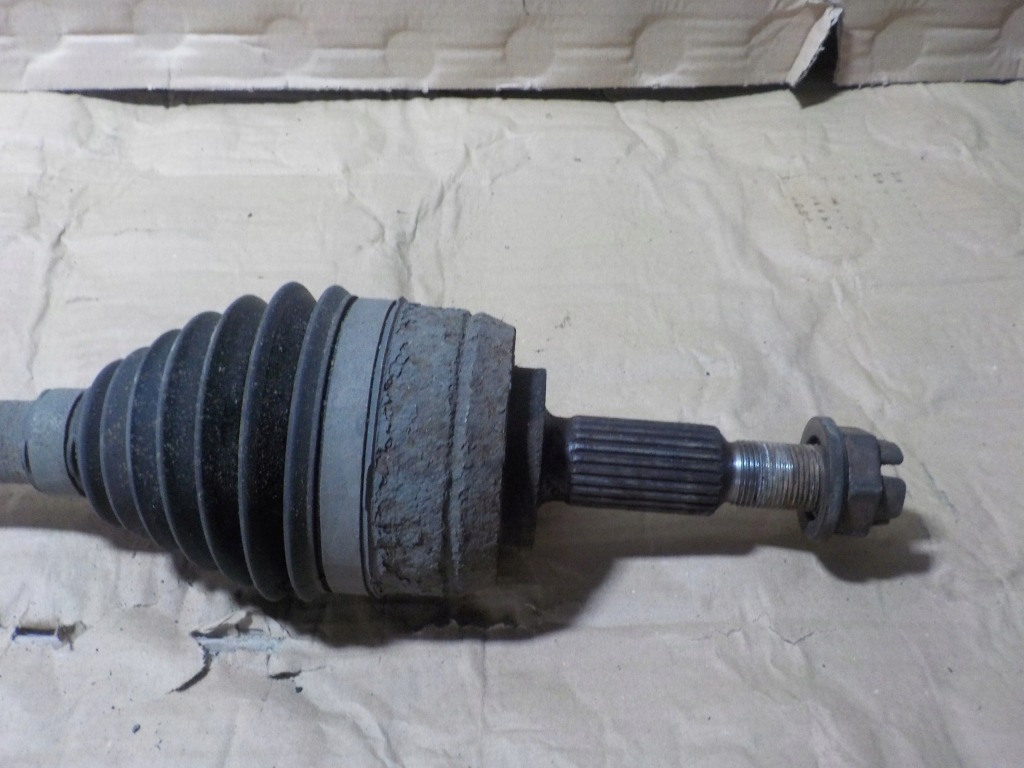 Renault megane 3 універсал 2011r. 1.5dci привідний вал ліва Недорого