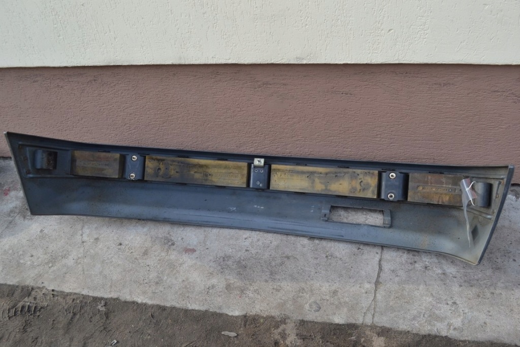 Mercedes w124 бампер передний перед Оригинал