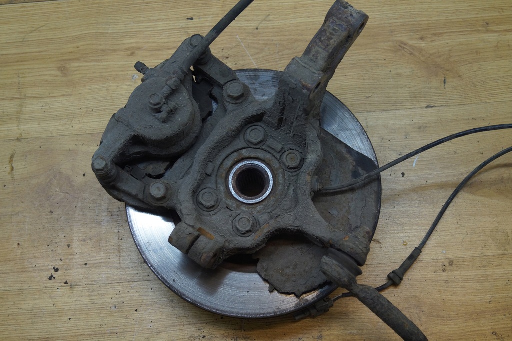 фото №4, Поворотний кулак правий перед nissan x trail t31 4x4