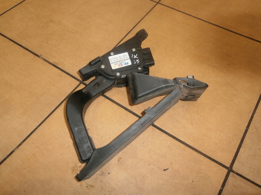 фото №1, Потенциометр педаль газа hyunday ix35 2014 1.7 crdi