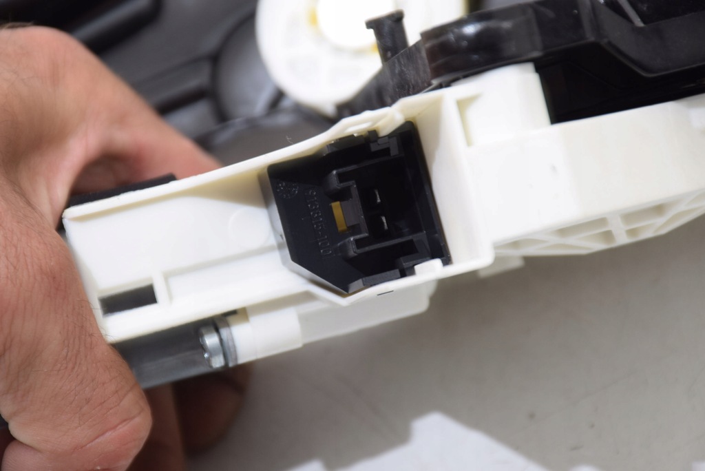 фото №9, Audi a5 8t sportback подъемник стекло левый задняя