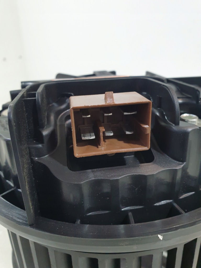 фото №7, Вентилятор dwuchawa обдув 8e1820021e seat audi 2.0tdi