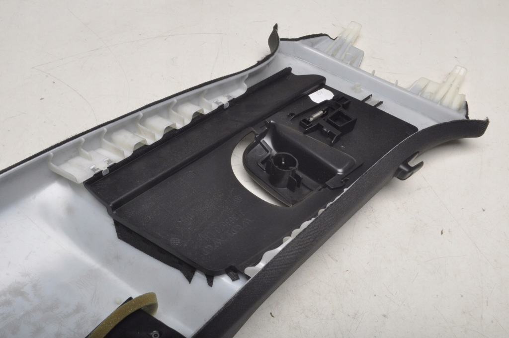 фото №4, Volvo xc90 ii защита стойка пластик 31363576 левая