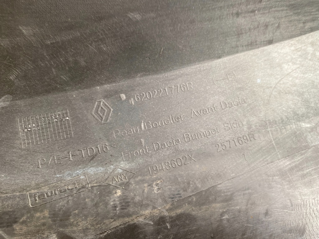 фото №13, Dacia duster ii 2017- бампер перед передний 620221776r