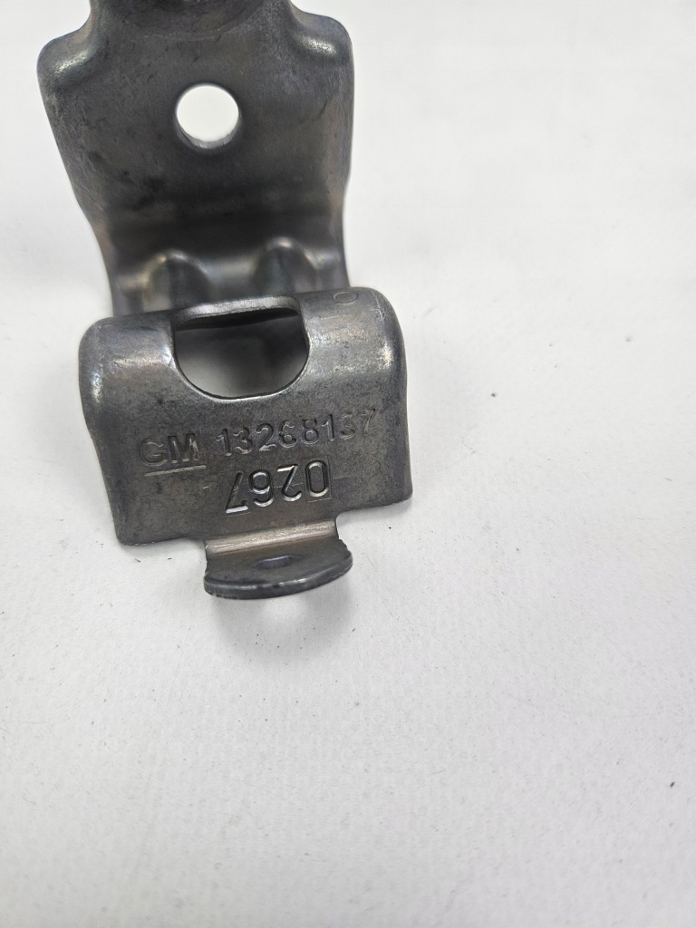 Opel insignia a i 2008 - 2017 кронштейн кронштейн радиатора 13268137 Цена