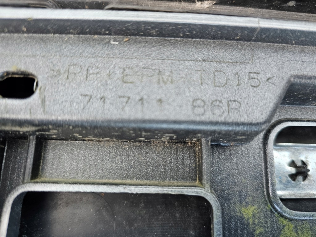 Купити Бампер suzuki vitara ii lift 18- перед pdc передній