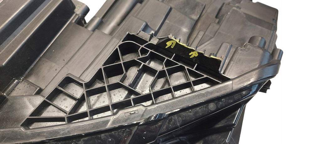 фото №8, Skoda enyaq iv 20- лампа правая передняя правый перед full led eu 5lb941016a