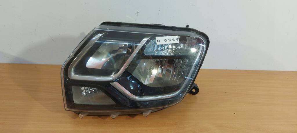 Купить Dacia duster lift левая лампа перед фара