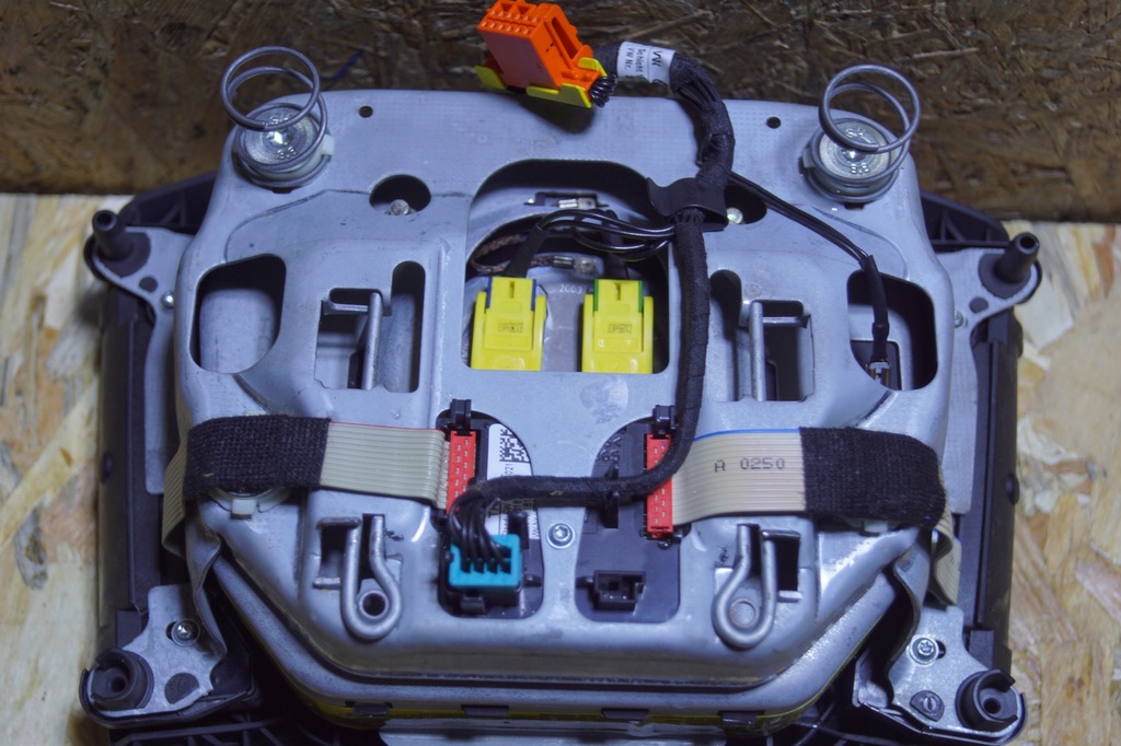 фото №12, Vw touareg подушка подушка безопасности водителя 7l6880201bm