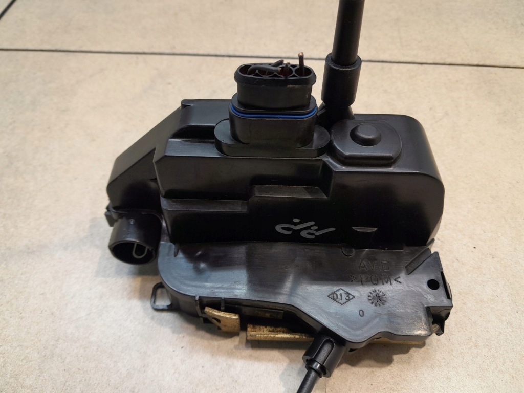 фото №3, Замок дверь правый перед scenic ii 4 pin