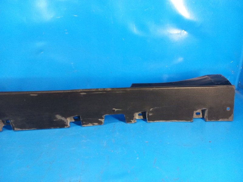 Наружная защита порога  правый. ford mustang 15 fr3z-6310176-aa с Разборки