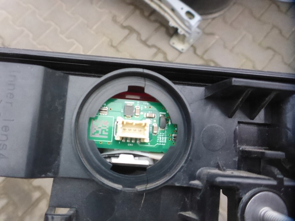 фото №15, Toyota bz4x лампа задняя накладка w крышка оригинал europa