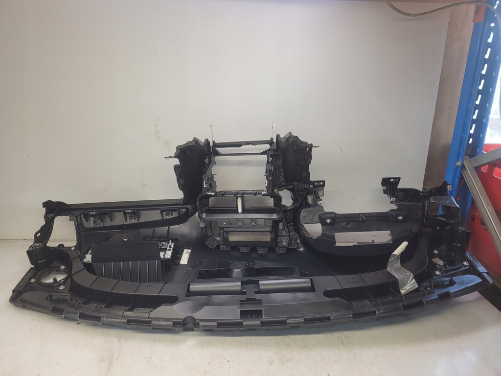 фото №7, Приборная панель консоль приборная панель audi q5 8r uk 8r2857041d