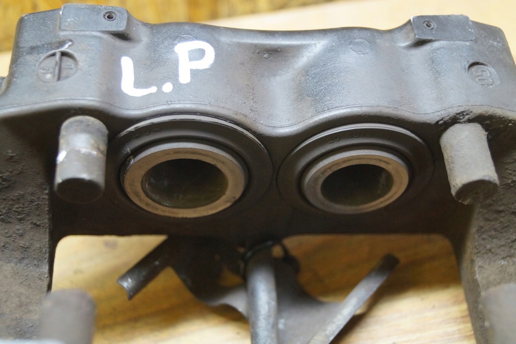 фото №13, Суппорт тормозной левый перед porsche 911 997 3.6