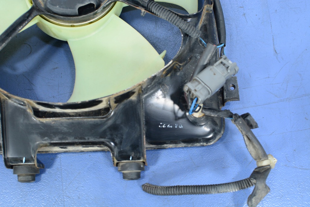 фото №1, Honda hr-v i 1.6b вентилятор радиатора