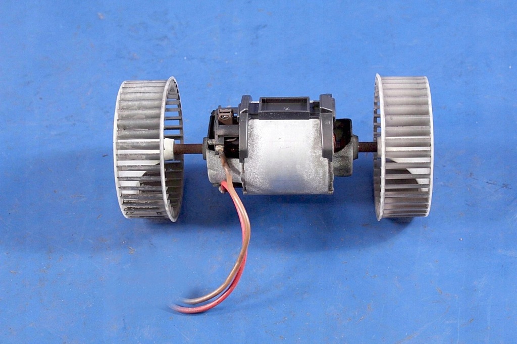 фото №1, Воздуходувка вентилятор отопителя mercedes w221 07r