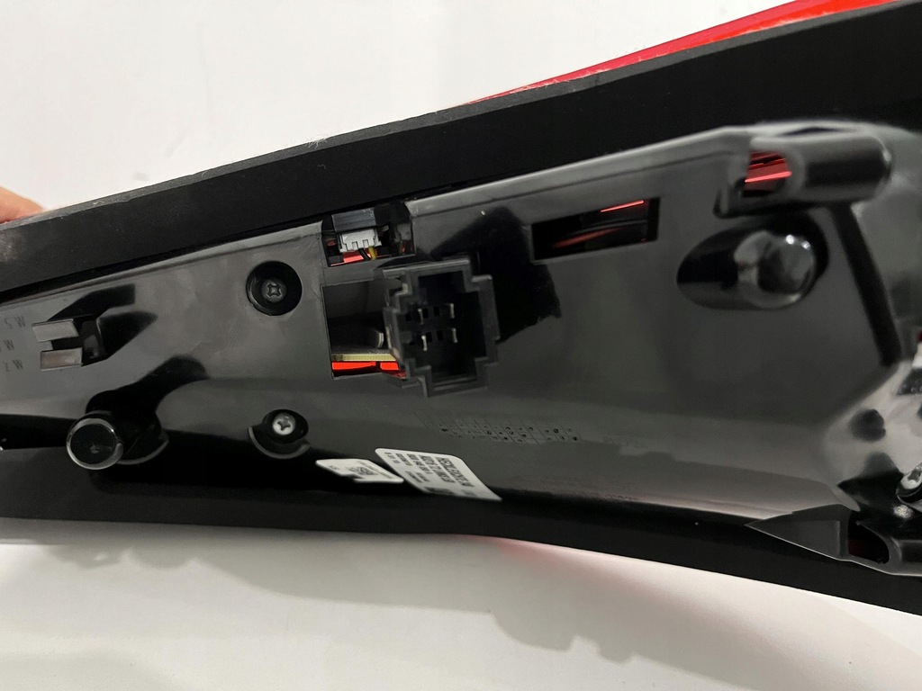 фото №9, Audi q3 8u лампа лівий правий задня комплект led 8u0945093a 8u0945094a