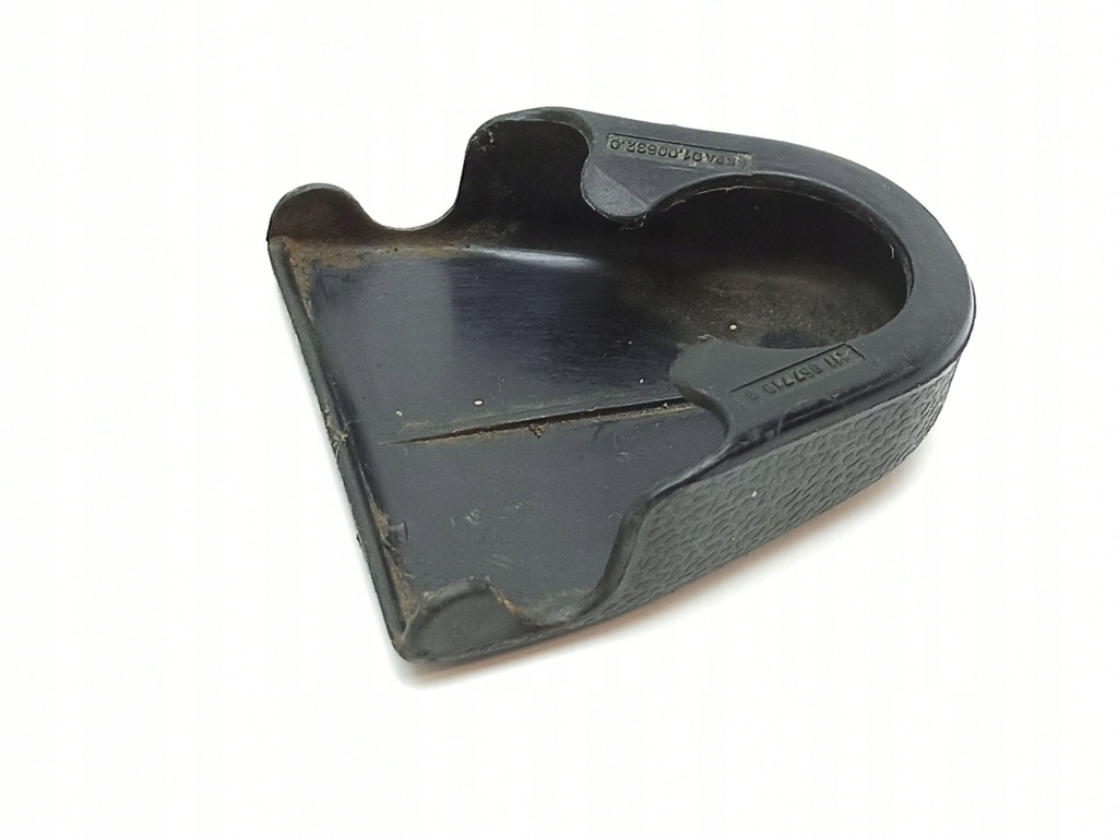 Накладка поперечина безпеки mercedes-benz compakt w115 1118577196 Доставка