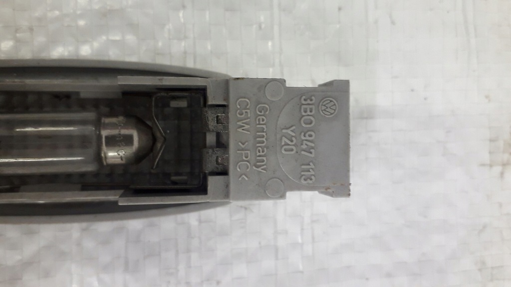 фото №7, Лампа освітлення кабіни 3b0947113 passat b5