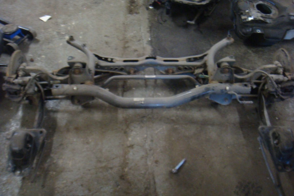 фото №1, Audi a3 8v поворотный кулак ступица задняя задняя левая правая