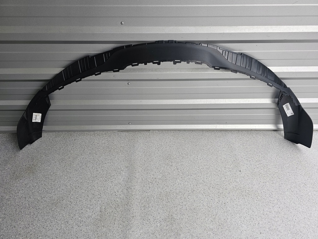 фото №6, Porsche taycan 9j cross turismo накладка бампера перед 9j0807541b