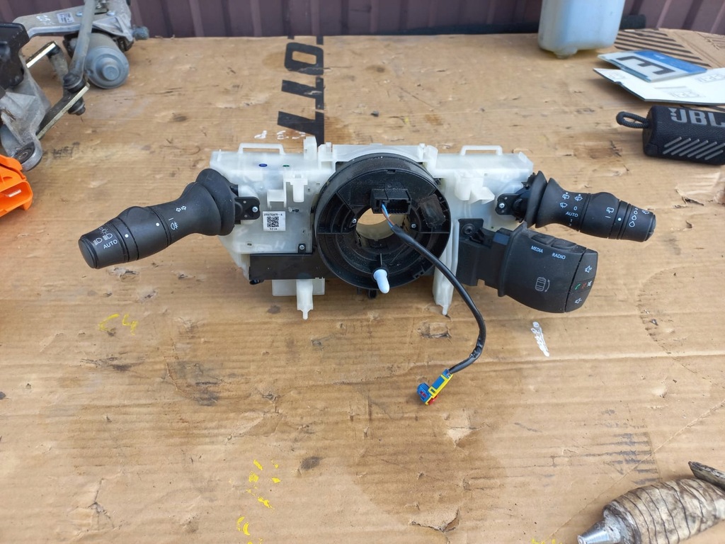 фото №1, Renault zoe перемикачі стрічка