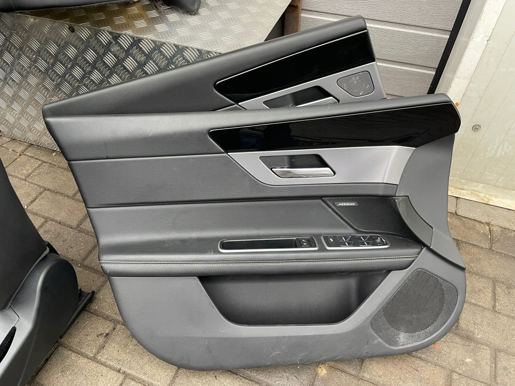 фото №10, Jaguar xf x260 r-sport сиденья сиденья полукожа eu. подогрев перед задняя