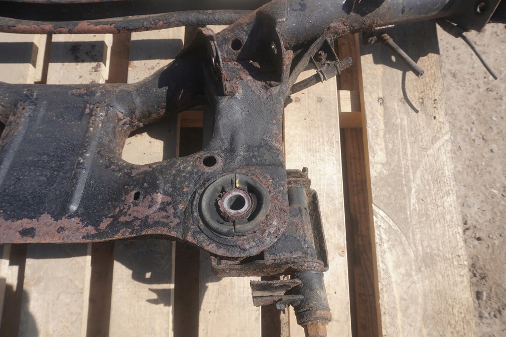 фото №9, Mitsubishi grandis 2003-2011r задняя балка подвеска