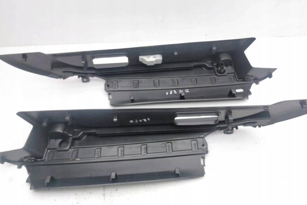 фото №8, Шторка багажника peugeot 308 sw ii 9800073277 1.6l дизель 2017