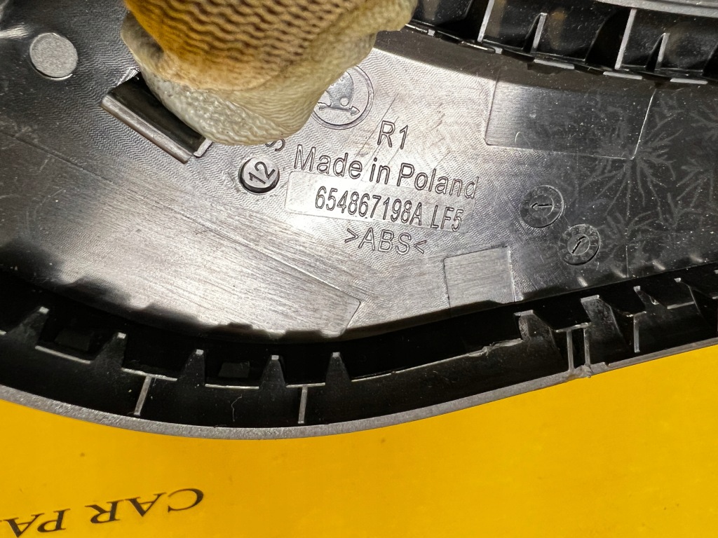 фото №4, Ручка ручка кронштейн внутрішній обшивка двері правий права skoda scala