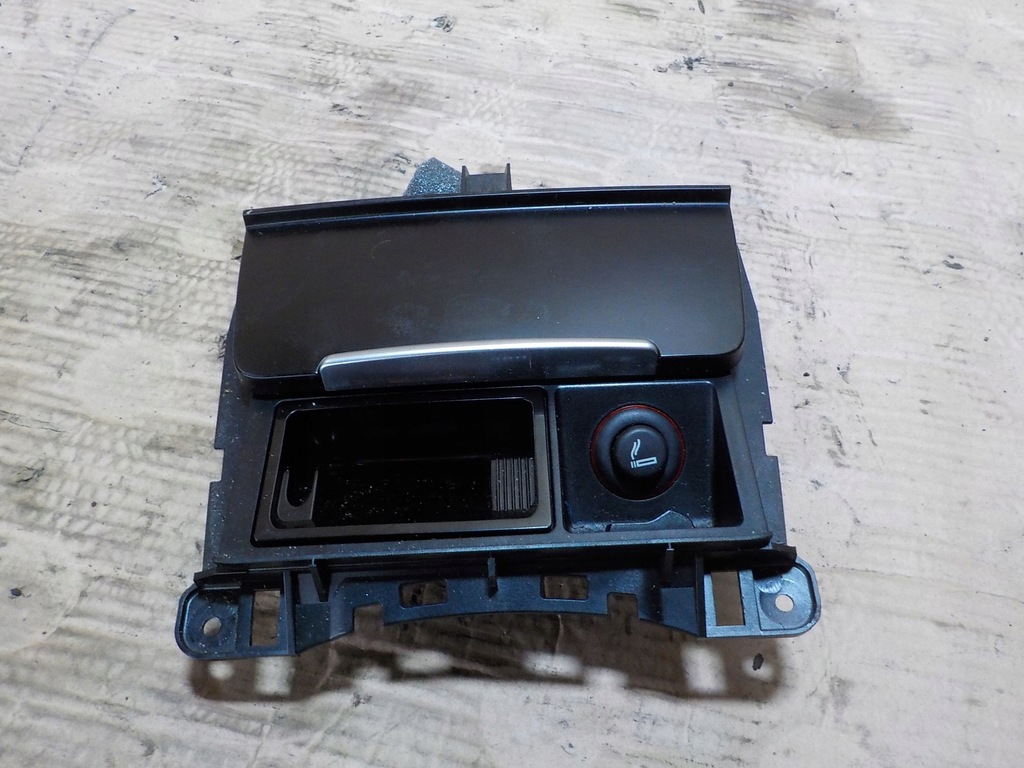 фото №6, Audi a5 2008r. 2.0tfsi coupe попільничка