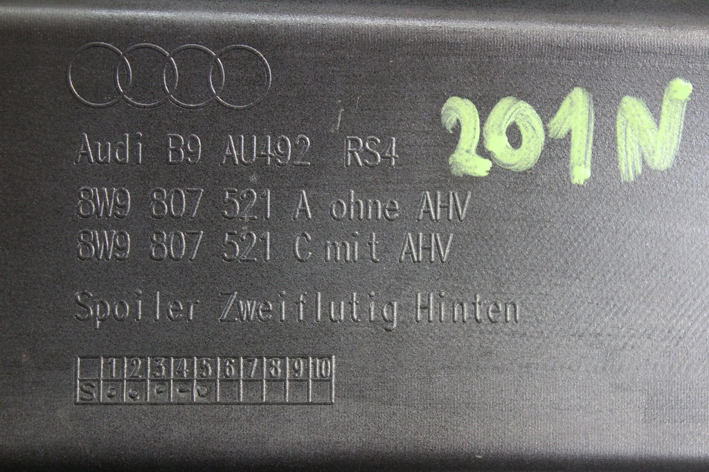 фото №8, Диффузор бампер задняя audi rs4 b9 хороший 8w9807521a