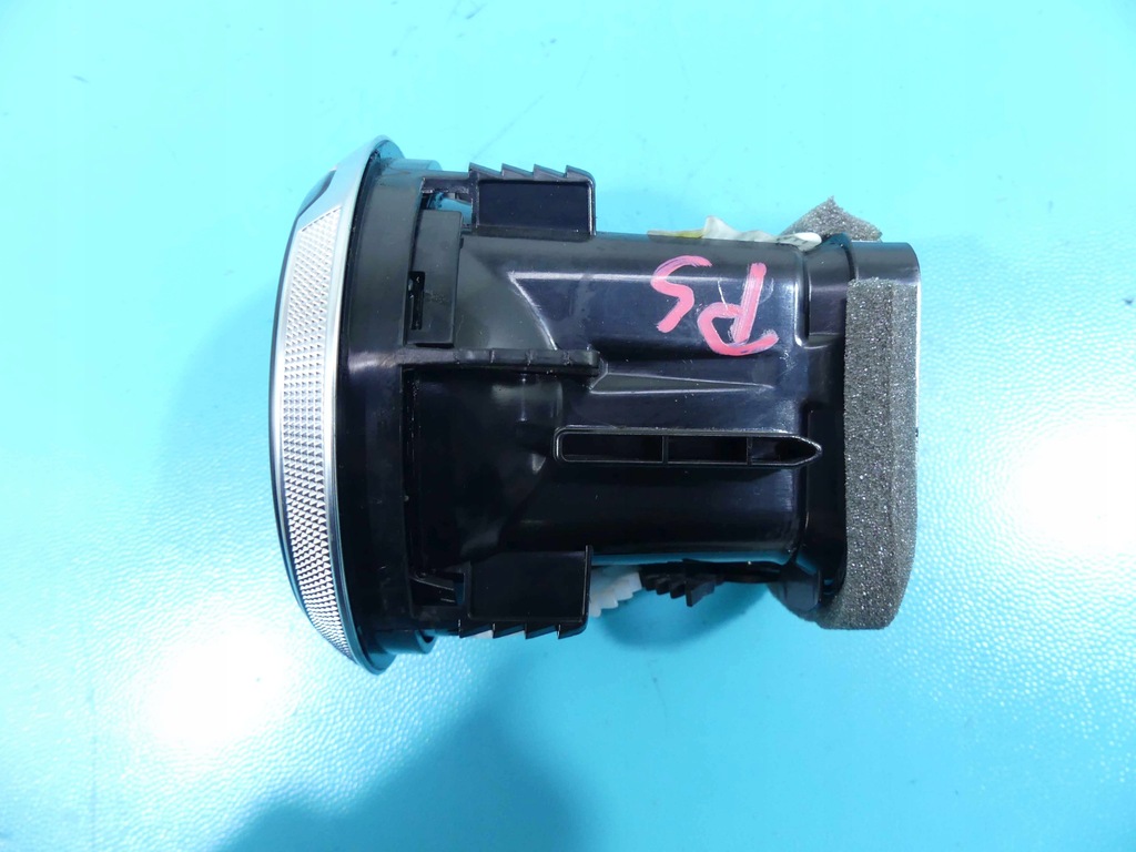 фото №16, Решітка обдув a3 8v 13-20 81a820901f