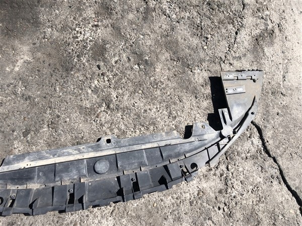 Накладка под бампер передний volvo xc70 07- в Украине