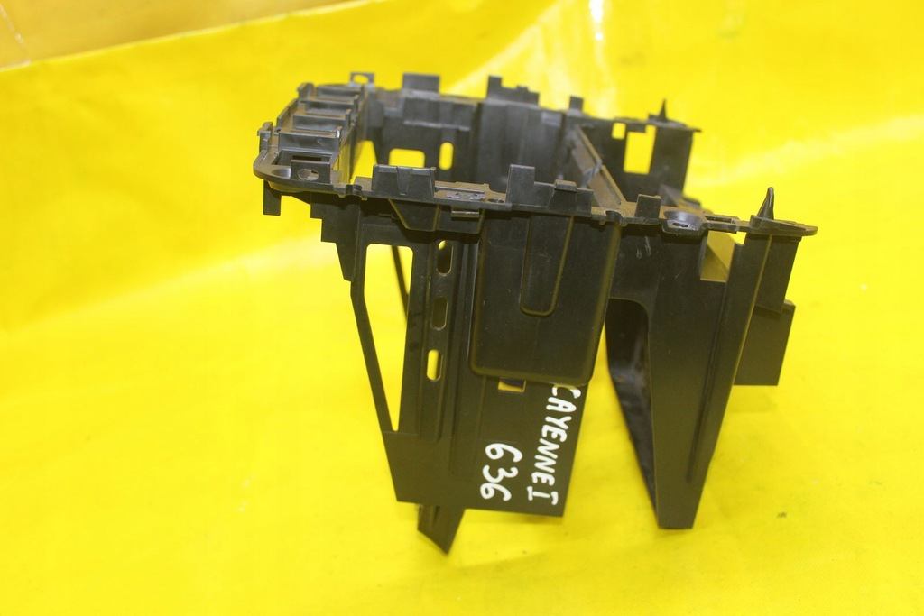 фото №6, Рамка каркас корпус радио корзина карман porsche cayenne i 7l5857093c