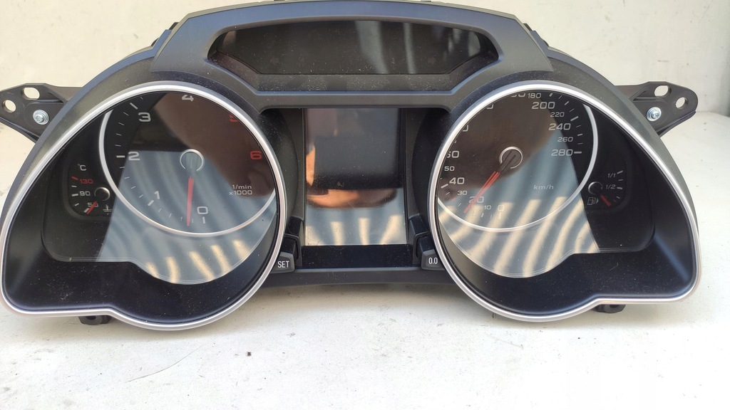 фото №1, Audi a5 8t счетчик приборы 8t0920932p