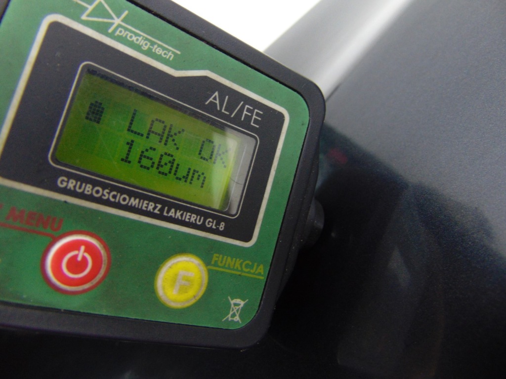 Крыло  левое  перед передний chrysler 300c grafitowy с Разборки