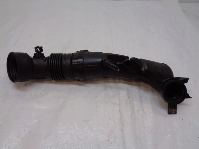 фото №1, Citroen c4 iii peugeot 2008 ii 1.2 thp труба воздухозаборник воздуха 9833016780