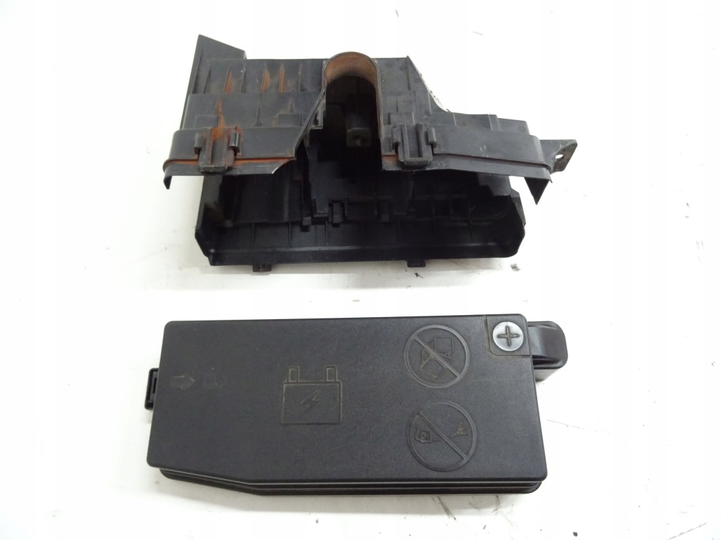 фото №1, Opel antara корпус коробка запобіжників