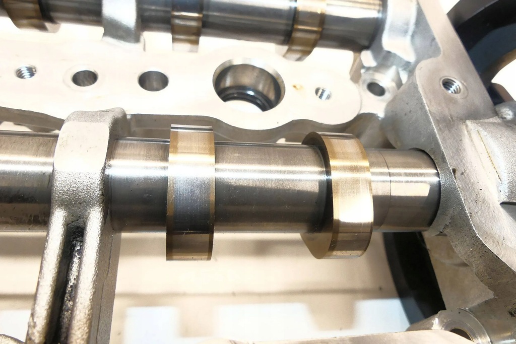 фото №14, Hyundai genesis g80 gv70 2.2 crdi d4hf вали розподільного валу + основа