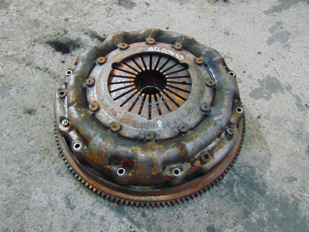 фото №1, Сцепление колесо диск прижим nissan atleon 4.5