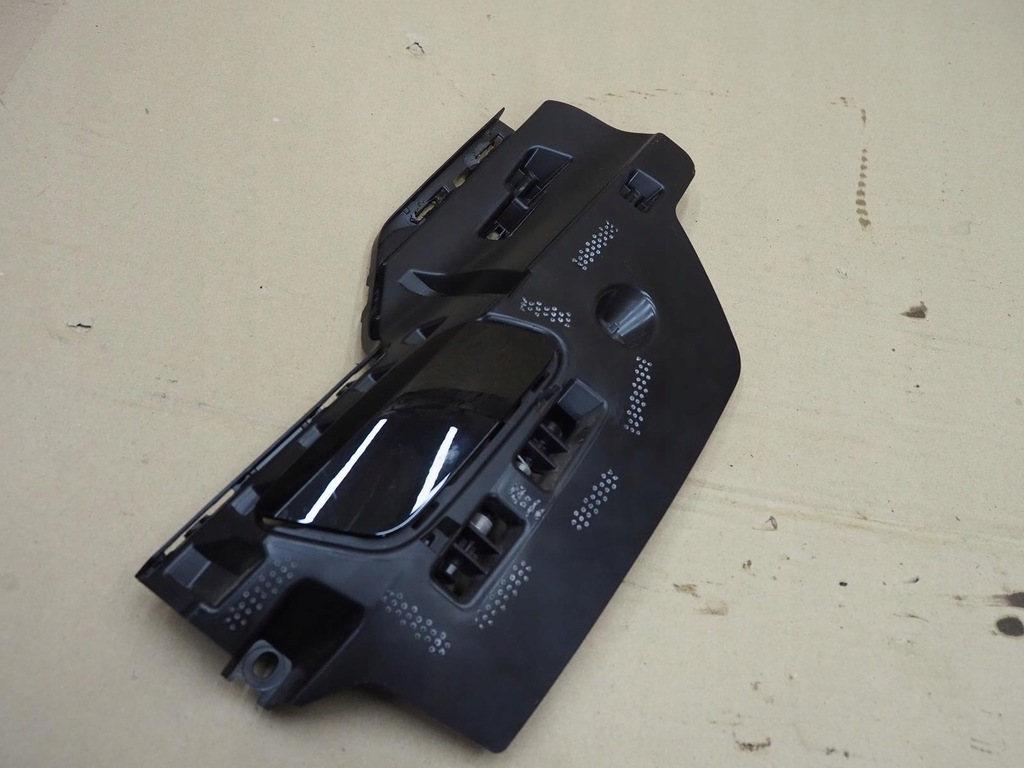 фото №8, Audi a6 c8 2018- заглушка розпилювача права