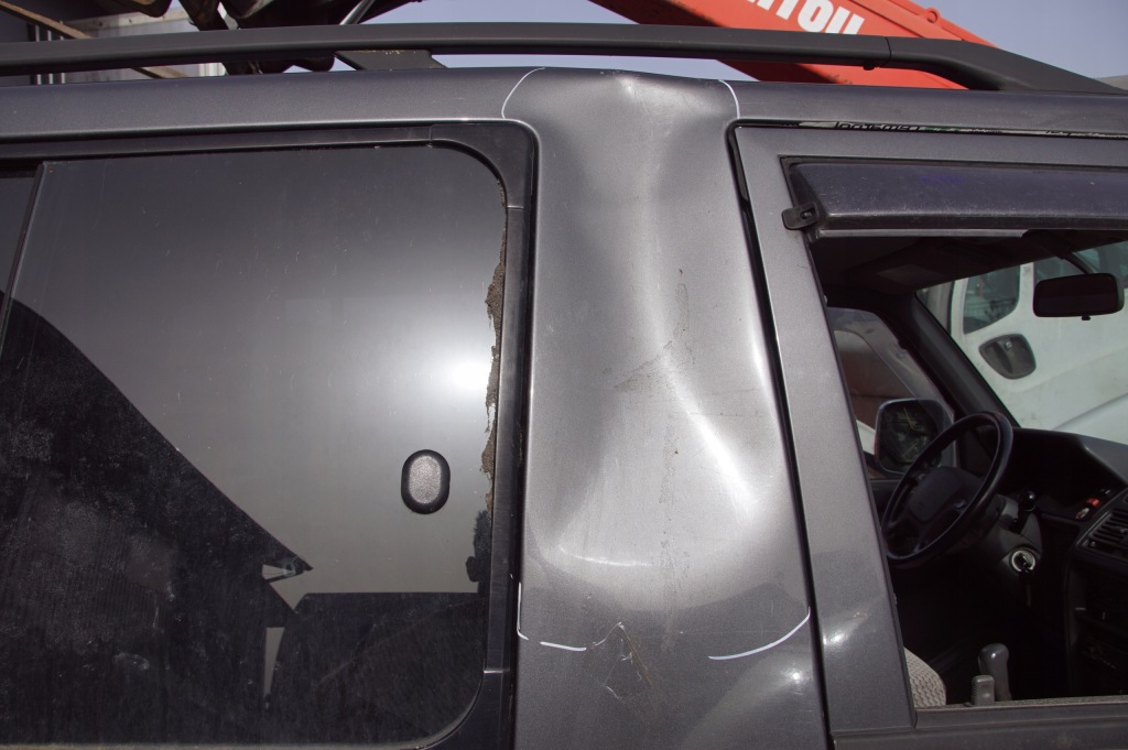 фото №3, Четверть крыло правый задняя mitshubishi pajero