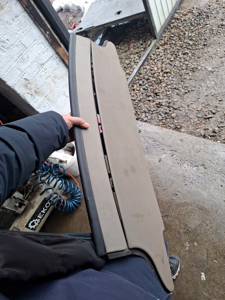 Купить Mercedes w230 r230 sl полка задняя багажника 120433902 светлый середина бежевый