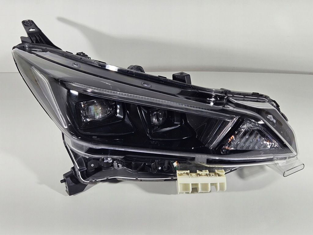 фото №1, Лампа права перед передня nissan leaf ii lift full led cala eu