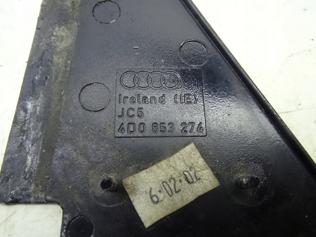 фото №8, Audi a8 d2 заглушка треугольное 4d0853273 4d0853274