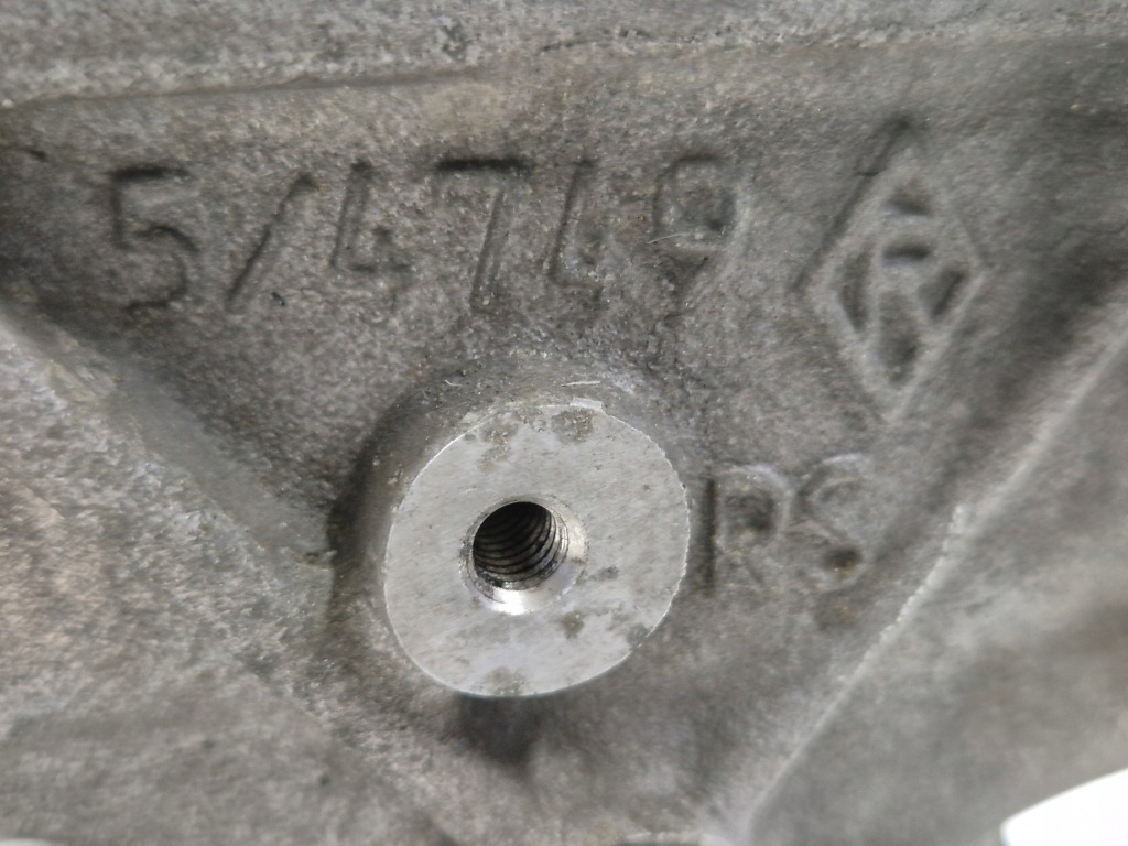 Головка комплект  вали kia ceed i proceed hyundai i30 1.6 crdi d4fb 221112a100 Ціна