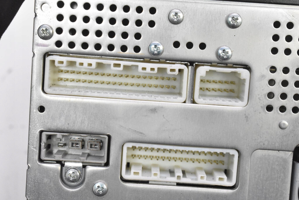 фото №16, Чейнджер дисков cd 86270-30150 lexus gs 300 2 ii 00-04