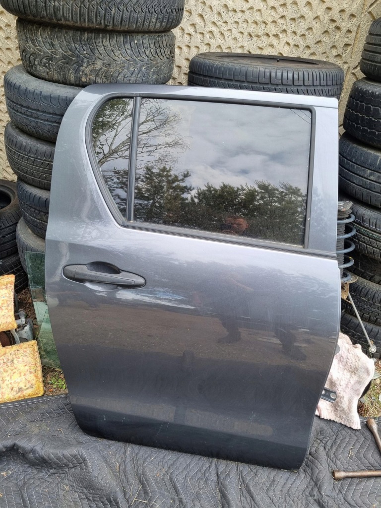 фото №1, Дверь правый задняя toyota hilux viii дверь правый задняя hilux viii 8 1g3